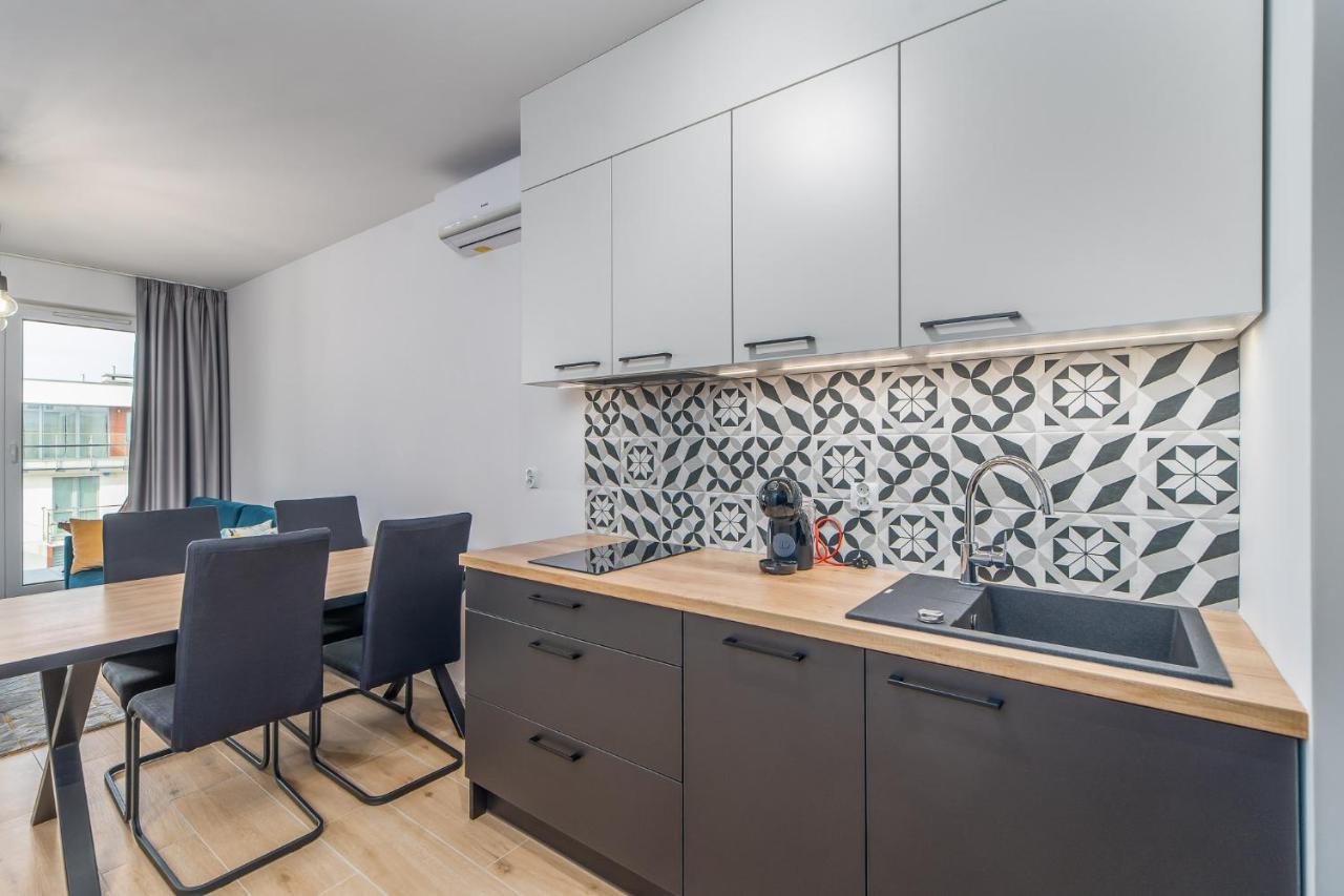Apart111 Apartamenty - City II Колобжег Екстериор снимка